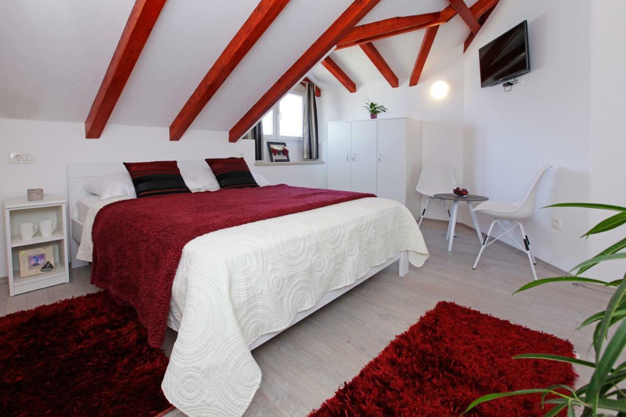 Luxory D-Rooms ヴェラ・ルカ エクステリア 写真